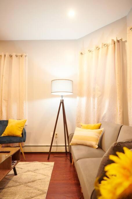 Cozy Apartment 2Nd 10Min Walk Downtown And City View Providence Eksteriør billede